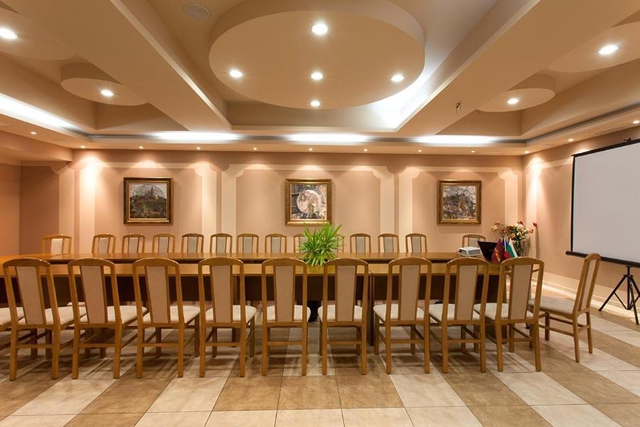 Hotel Panorama เวลีคอเทอร์โนโว ภายนอก รูปภาพ