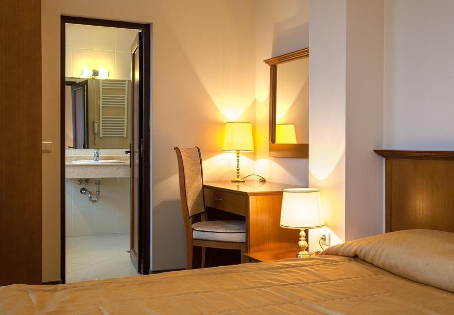 Hotel Panorama เวลีคอเทอร์โนโว ภายนอก รูปภาพ