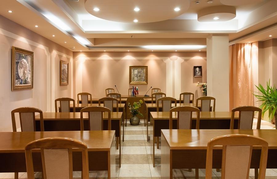 Hotel Panorama เวลีคอเทอร์โนโว ภายนอก รูปภาพ